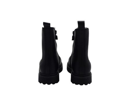 Stivaletto in pelle con elastci laterali e zip