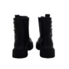 Anfibio in pelle con borchie laterali e zip