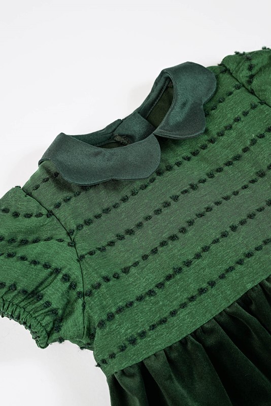 Vestito in velluto e plumets