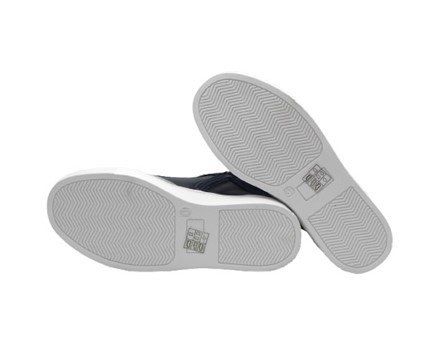 Sneaker alta in pelle con lacci e zip
