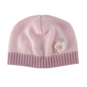 Cappellino con fiore all'uncinetto