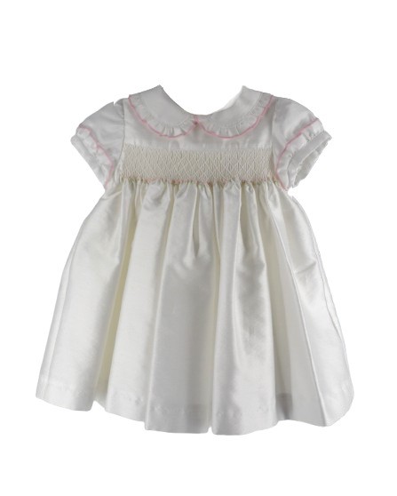 Vestito con ricamo punto smock e fiorellini