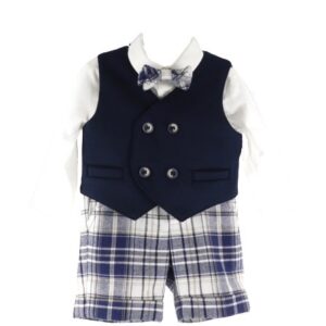 Completo gilet, camicia con papillon e bermuda quadri