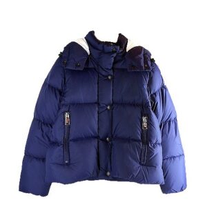 Giubbotto imbottito con cappuccio