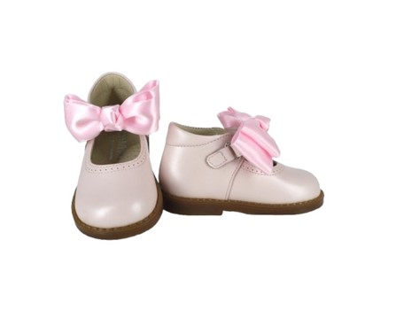 Ballerina in pelle con fiocco in raso
