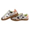 Sneaker in eco pelle muccata e laminata con lacci