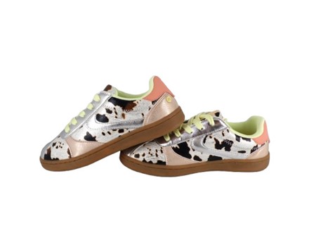 Sneaker in eco pelle muccata e laminata con lacci