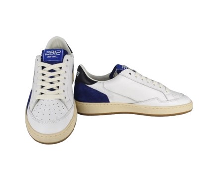 Sneaker in pelle e camoscio con lacci