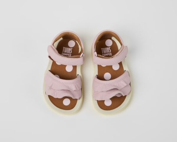 Sandalo in pelle con voilant e velcro