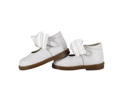 Ballerina in pelle con fiocco in raso