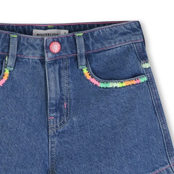 Short in denim con ricami multicolor