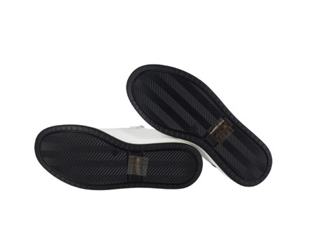 Sneaker in eco pelle con lacci elastici e zip