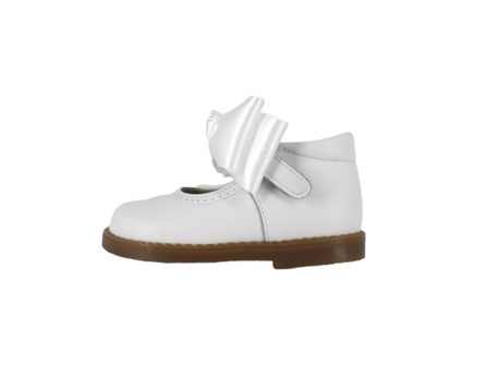 Ballerina in pelle con fiocco in raso