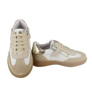 Sneaker in pelle con lacci e zip laterale