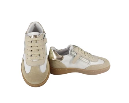 Sneaker in pelle con lacci e zip laterale