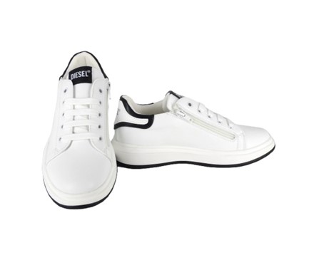 Sneaker in eco pelle con lacci elastici e zip