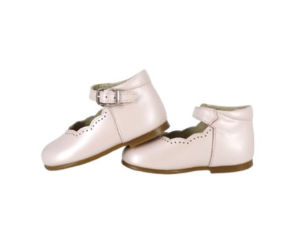 Ballerina in pelle con cinturino