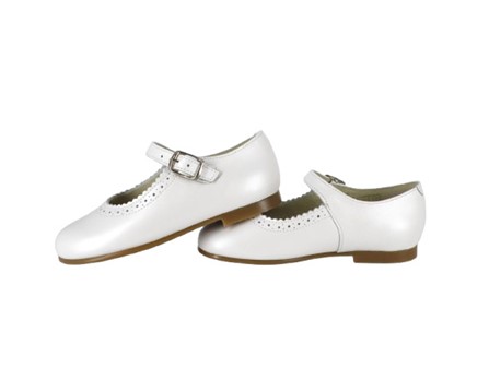 Ballerina in pelle con cinturino