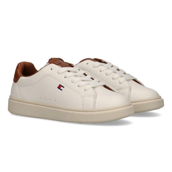 0492B57BCB6F2276B689DD984C2AA952_ Sneaker in eco pelle con lacci