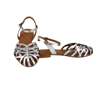 Sandalo in pelle laminata con fibbia