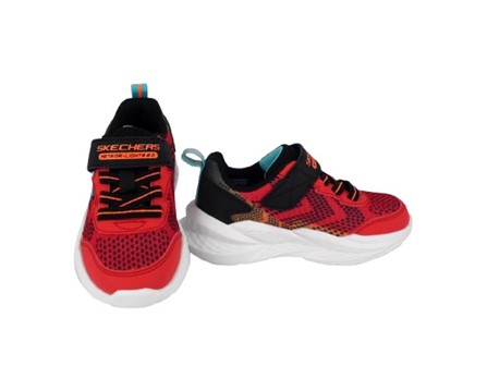 2B7EC1E83F385502B696EB4EFA2FD1F1_ Scarpa ginnica con velcro e lacci con led