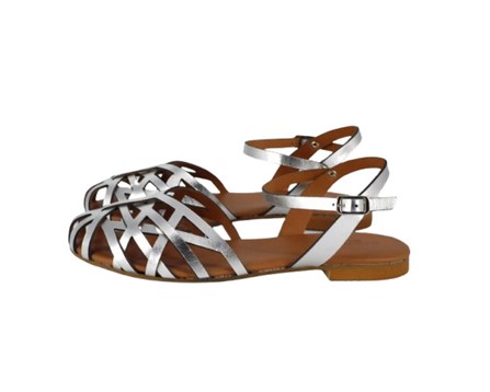 Sandalo in pelle laminata con fibbia