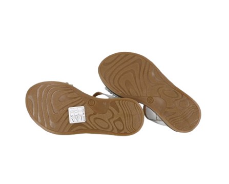 Sandalo con fiorellini e fibbia