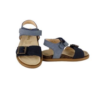 Sandalo in camoscio con fibbia e velcro