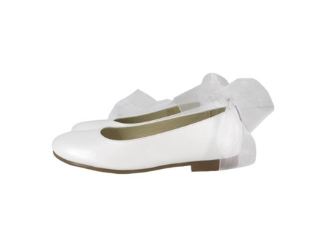 Ballerina in pelle con cinturino alla caviglia in organza