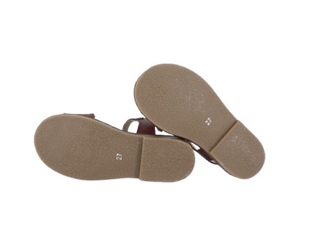 Sandalo in pelle con fiorellini traforati e fibbia