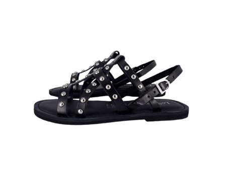 Sandalo in pelle con borchie e fibbia