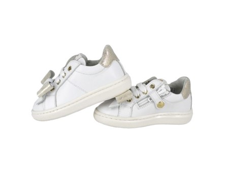 Sneaker primo passo in pelle con lacci e zip laterale