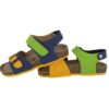 Sandalo in eco pelle con velcro e fibbia