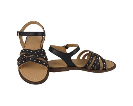 Sandalo in pelle con borchi e fibbia