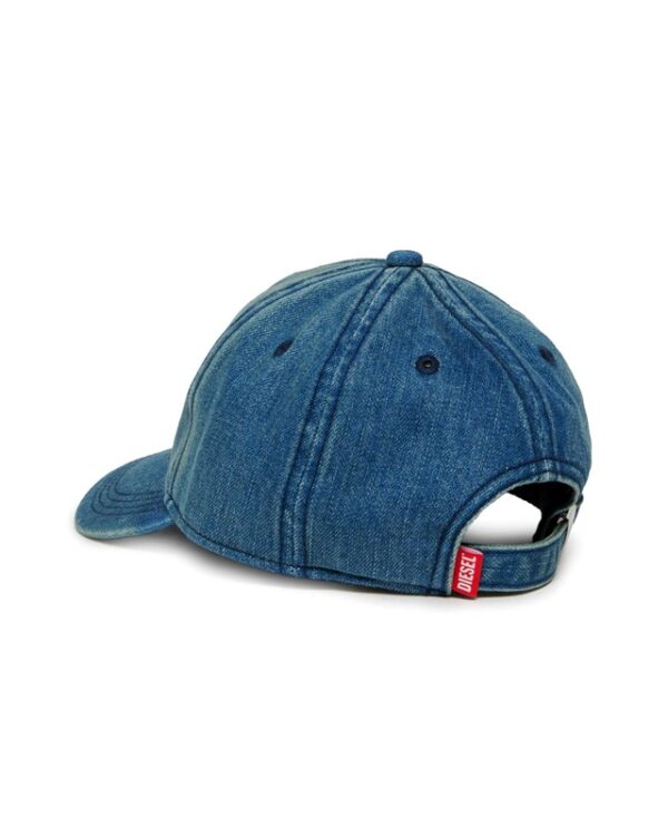 4473CC8BA4D26AB184020DD2B3F4CF85_ Cappellino con visiera e logo