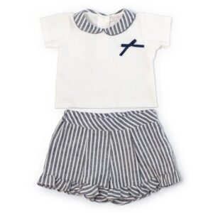 Completo t-shirt in jersey e short a righe in  misto lino