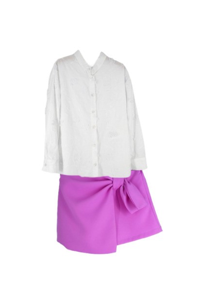 Completo camicia con fiori e gonna/short con fiocco