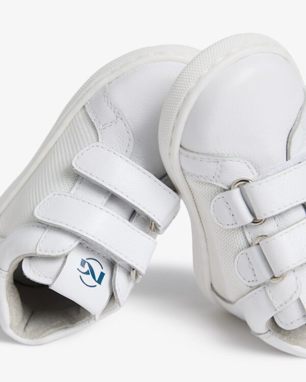 Sneaker primo passo in pelle con doppio velcro