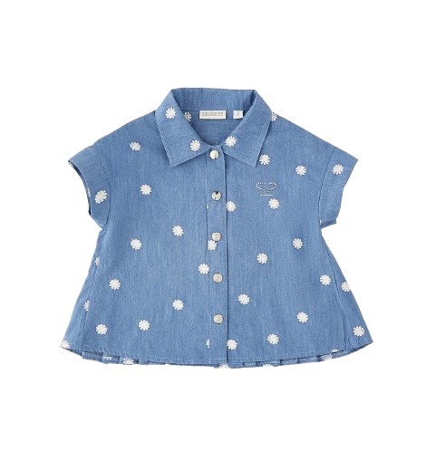 Camicia mezza manica con margherite plissettata sul retro