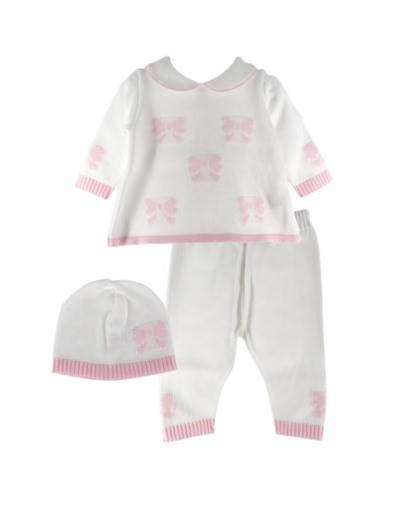 Completo due pezzi fiocchetti con cappellino