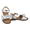 Sandalo in pelle laminata con fiocco e fibbia