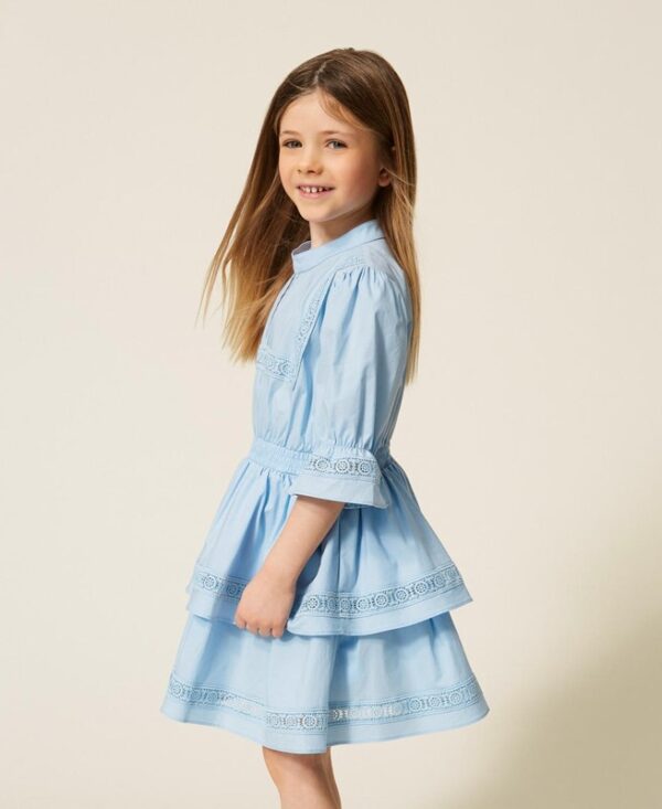Vestito in cotone con pizzo e balze