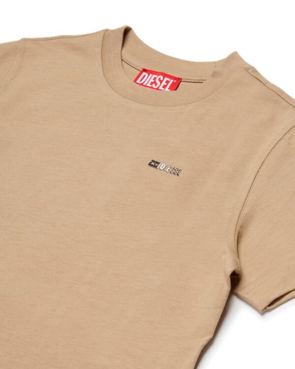 T-shirt mezza manica con logo