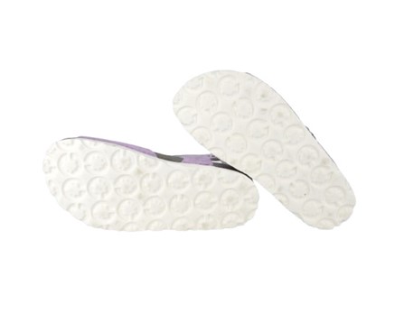 Sandalo in pelle laminata con doppia fibbia