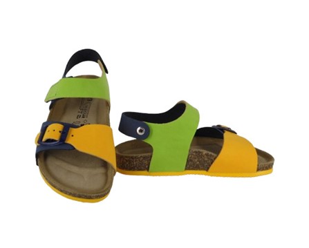 Sandalo in eco pelle con velcro e fibbia