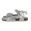 Sandalo in eco pelle laminata con doppie fibbie