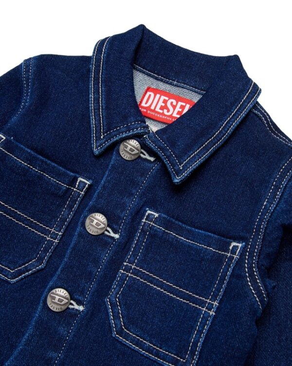 B0839B5BD9AC083039DCA24173F2278F_ Giubbino in denim con stampa logo sul retro