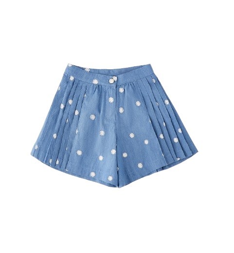 Short con margherite plissettati