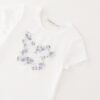 T-shirt mezza manica con farfalla in tulle e strass