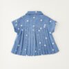 Camicia mezza manica con margherite plissettata sul retro